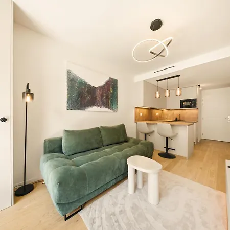 Apartament Designer In The Heart Of Bratislava